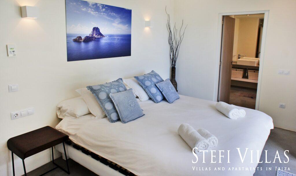 Villa on the seafront Cala Pada Ibiza