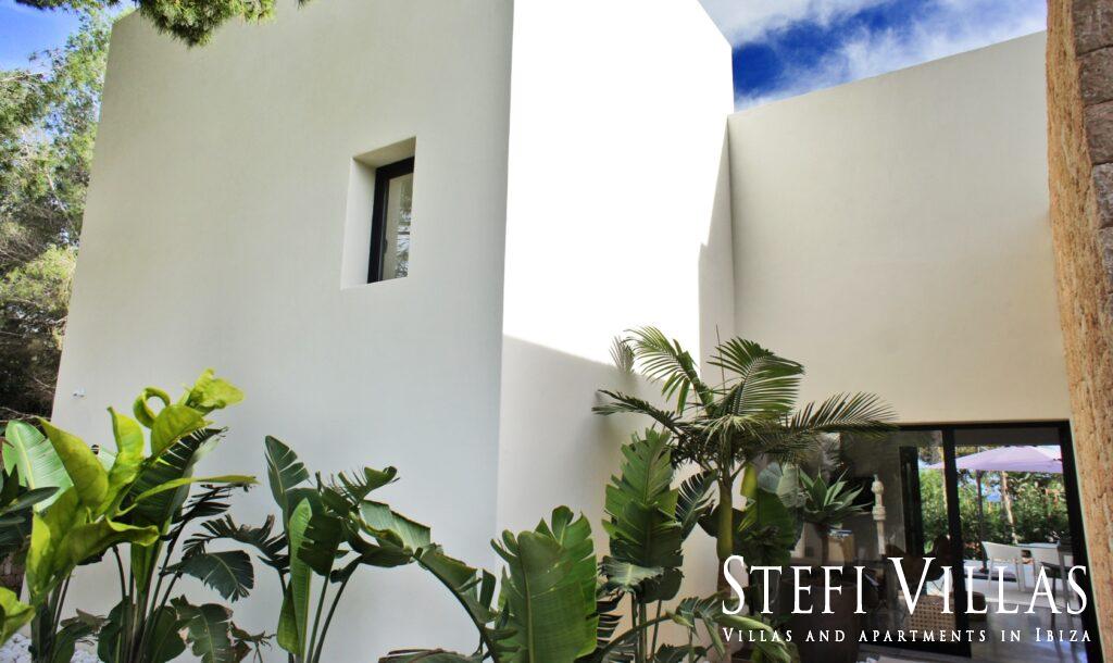 Villa on the seafront Cala Pada Ibiza