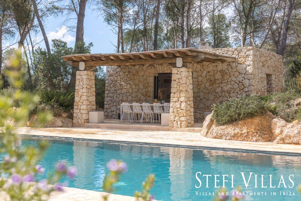 Espectacular villa de lujo en el norte de Ibiza