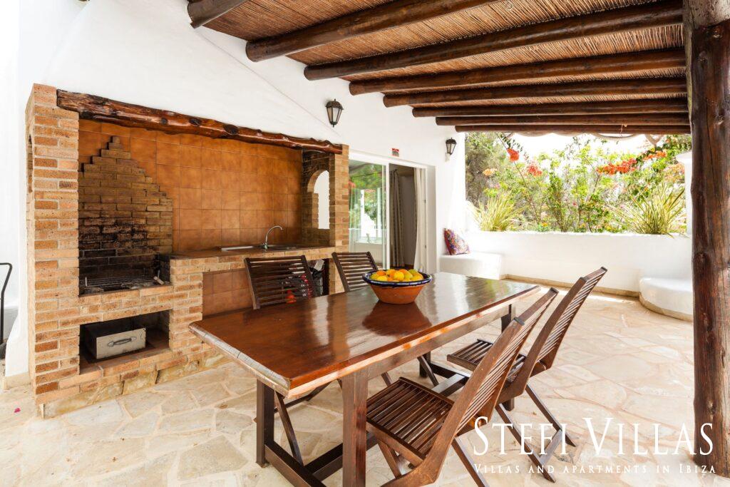 Villa with Pool in Cala Llonga