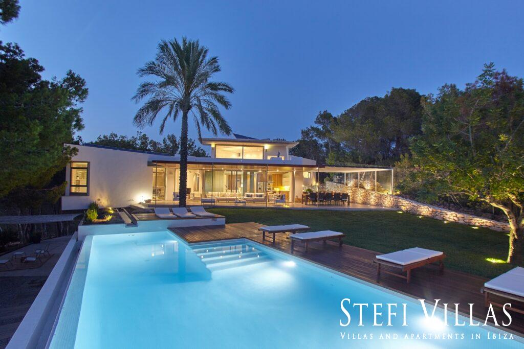 Luxury villa with sea and sunsets views