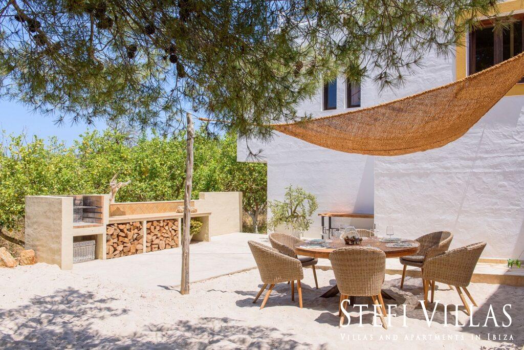 Villa located north of Ibiza 4 km from Benirras beach