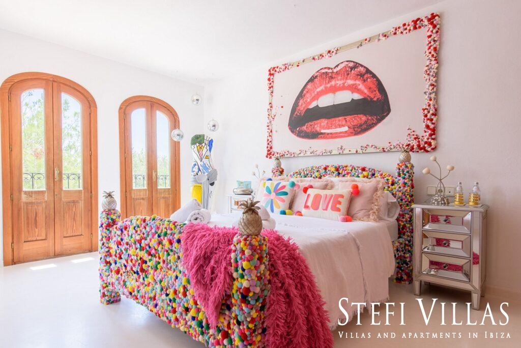 Villa located north of Ibiza 4 km from Benirras beach