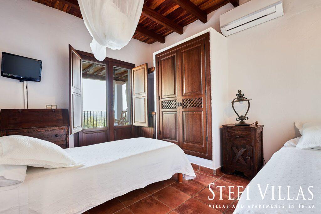 Large house for families and events in Ibiza