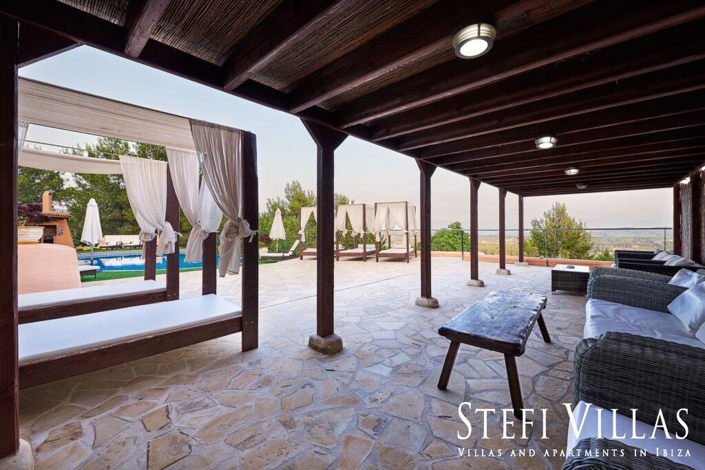 Large house for families and events in Ibiza