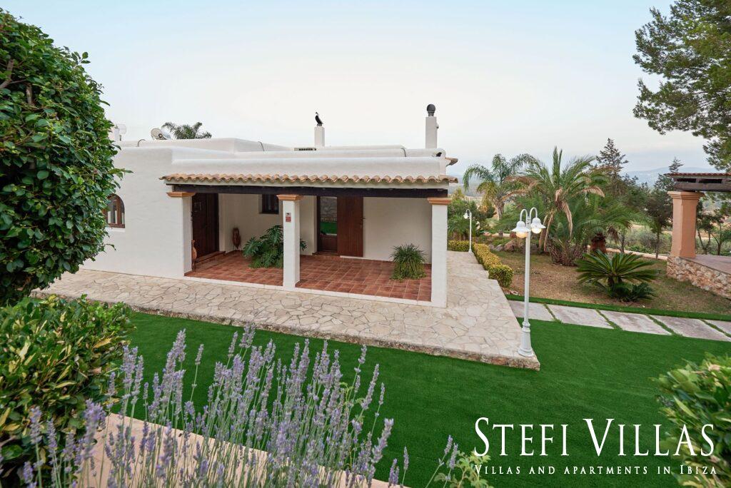 Large house for families and events in Ibiza