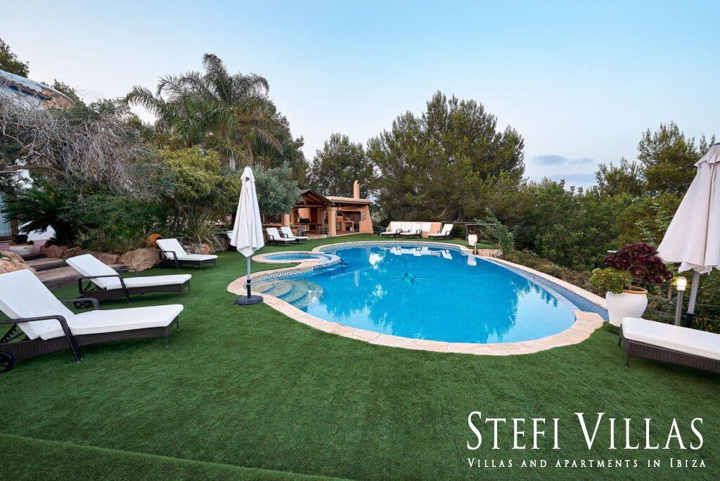 Large house for families and events in Ibiza