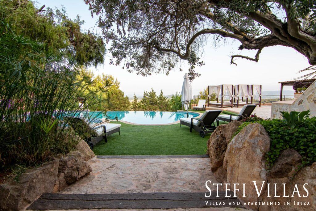 Large house for families and events in Ibiza