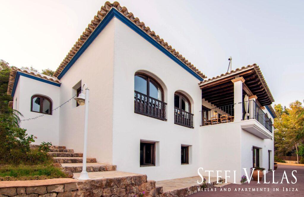 Large house for families and events in Ibiza
