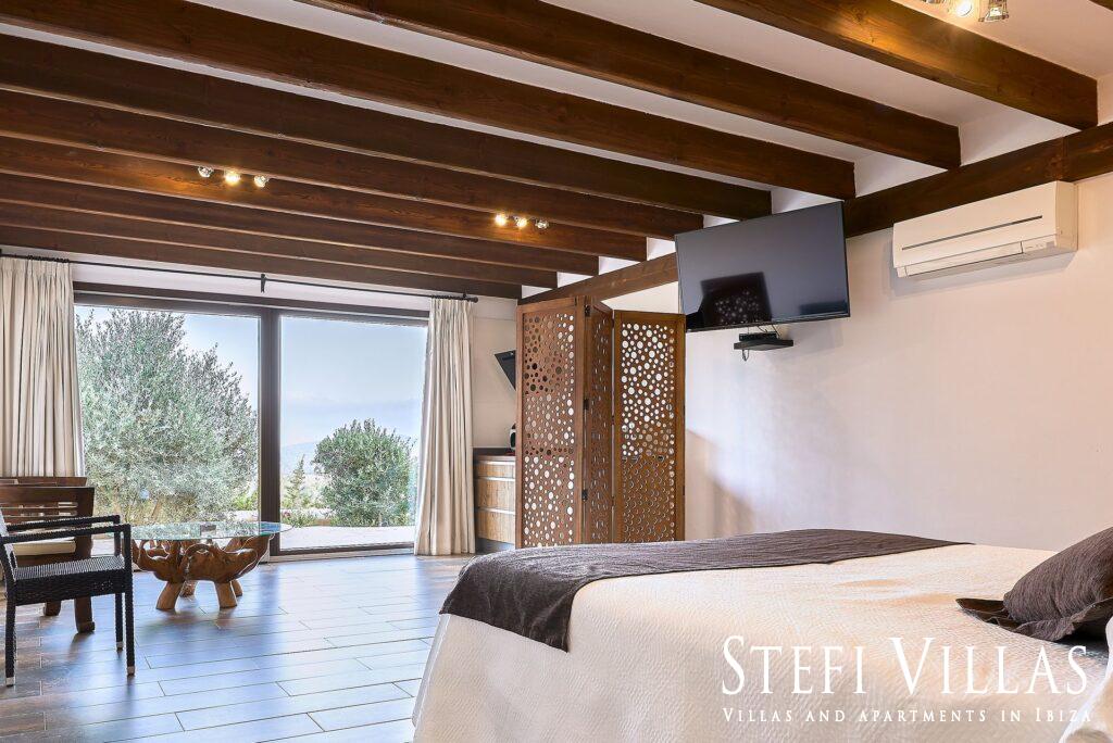 Large house for families and events in Ibiza